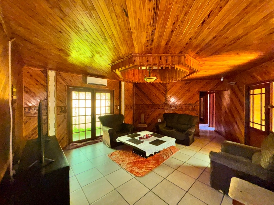 4 Bedroom Property for Sale in Parys Free State